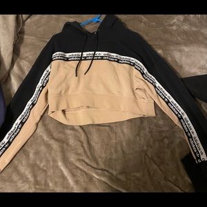 Cropped Adidas hoodie